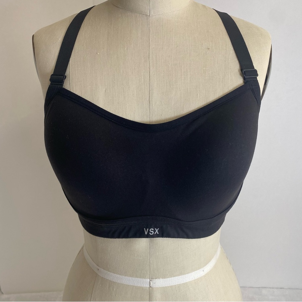 VSX Black Wireless Sports Bra Size 36D